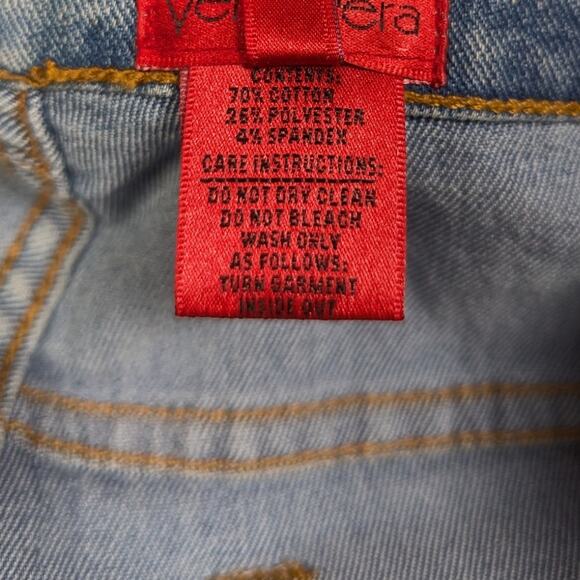 Y2K Very Vera Embellished Jeans Light Wash Size 8P - Picture 6 of 15